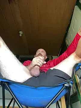 Snapshot of 32XRedBeard chatting on October 25, 12:56 pm 32XRedBeard online show from October 25, 12:56 pm