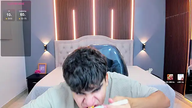 Tommy18   online show from March 10, 4:06 am