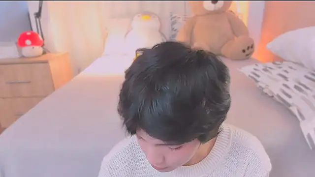 AllanYong18 online show from February 27, 12:27 pm