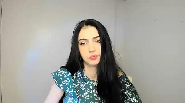 Snapshot of Amalia_amor chatting on February 4, 10:10 am Amalia amor online show from February 4, 10:10 am