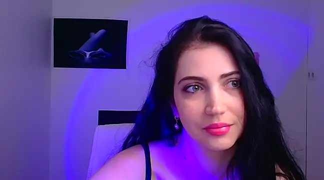 Snapshot of Amalia_amor chatting on February 5, 9:15 am Amalia amor online show from February 5, 9:15 am