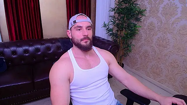 AdamJamesonn online show from February 25, 5:50 am