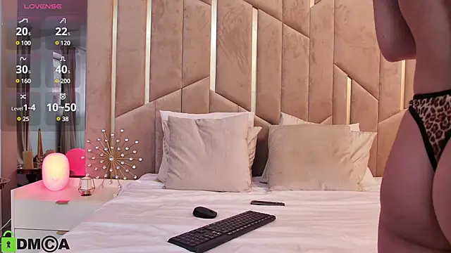 CassieHart online show from January 10, 7:14 am