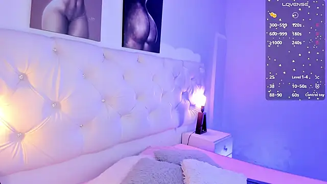 kathy bakerr online show from October 31, 1:56 pm