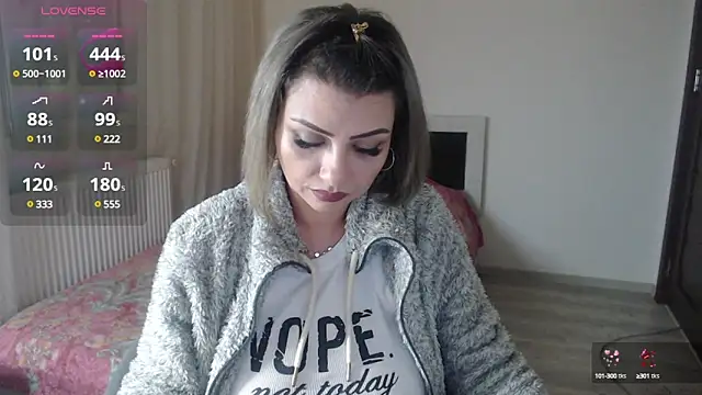 rosse26830 online show from March 12, 9:56 pm