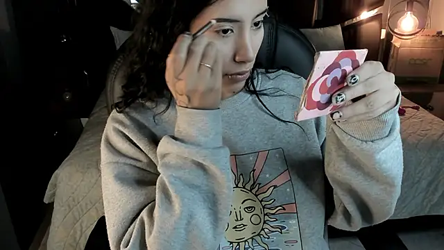 vaiolethsan   online show from February 2, 8:18 pm