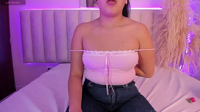  Cristal Collins online show from January 14, 11:05 pm