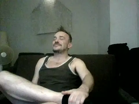 Snapshot of GaySexxPL chatting on March 10, 12:37 pm GaySexxPL online show from March 10, 12:37 pm
