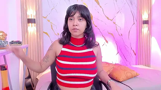 Snapshot of gabriela_cortez chatting on January 19, 1:04 pm gabriela cortez online show from January 19, 1:04 pm