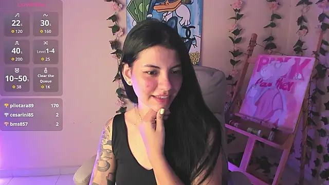 Snapshot of valu_557 chatting on March 8, 2:04 am valu 557 online show from March 8, 2:04 am