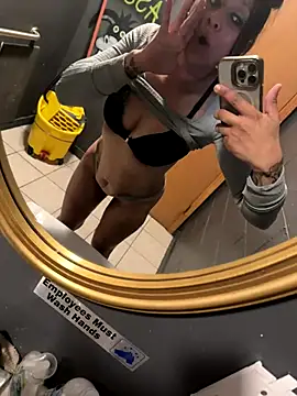 PeachLustre8371 online show from December 22, 4:15 pm