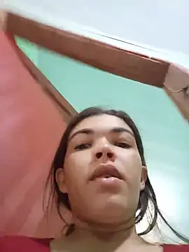 Snapshot of oliveira_k chatting on May 31, 2:13 pm oliveira k online show from May 31, 2:13 pm