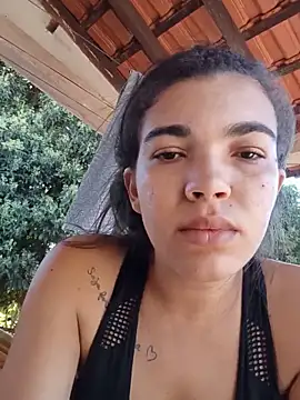 Snapshot of oliveira_k chatting on June 1, 1:46 pm oliveira k online show from June 1, 1:46 pm