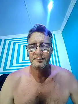 itsmeyes69 online show from January 25, 9:57 pm