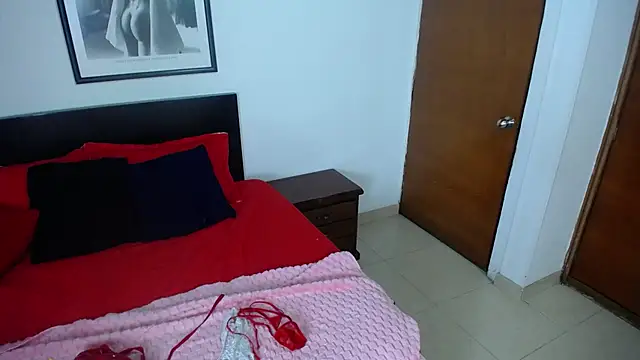 Snapshot of _Daniela_hot_1 chatting on January 19, 8:50 am  Daniela hot 1 online show from January 19, 8:50 am