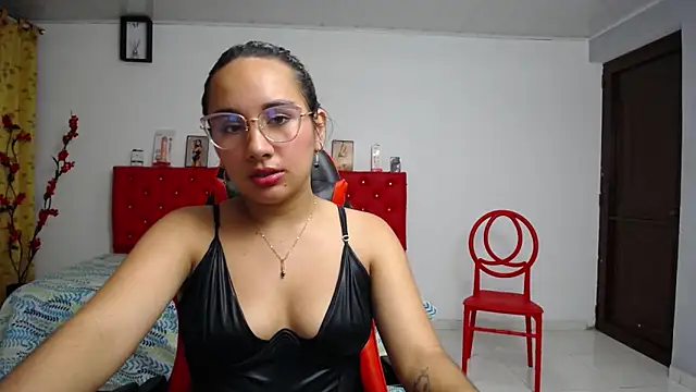 Maylin horny19 online show from April 6, 4:46 am