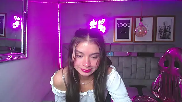 Sarita v  online show from January 22, 1:00 pm