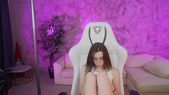 Snapshot of Lika_Secret_ chatting on January 26, 10:46 pm Lika Secret  online show from January 26, 10:46 pm