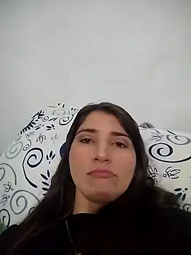 Snapshot of RubiSharqui_ chatting on April 18, 1:04 pm RubiSharqui online show from April 18, 1:04 pm