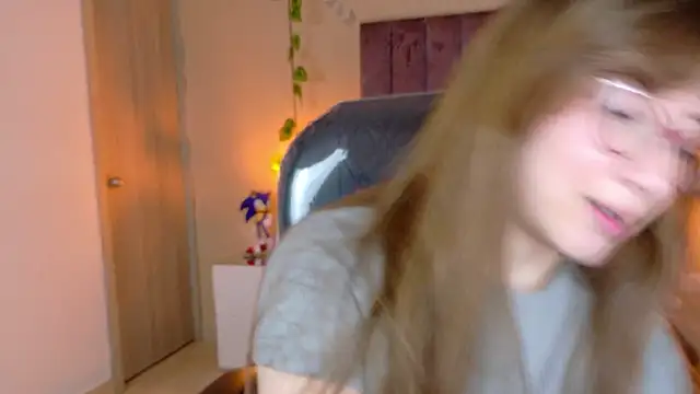 Snapshot of Dahlia_Rousse chatting on June 5, 7:03 am Dahlia Rousse online show from June 5, 7:03 am