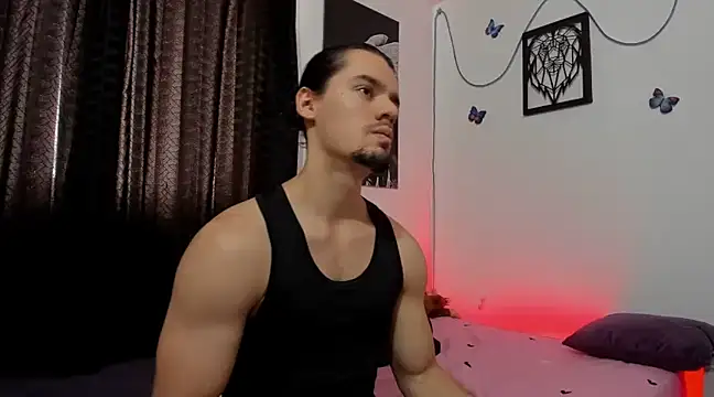 Snapshot of maxi_styles chatting on January 17, 7:05 pm maxi styles online show from January 17, 7:05 pm