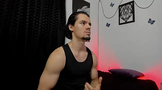 Snapshot of maxi_styles chatting on January 18, 1:19 am maxi styles online show from January 18, 1:19 am