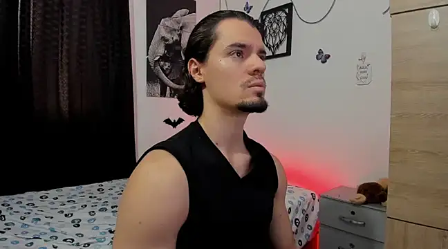 Snapshot of maxi_styles chatting on March 2, 10:27 pm maxi styles online show from March 2, 10:27 pm