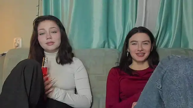 honey love honeyy online show from January 23, 9:50 pm