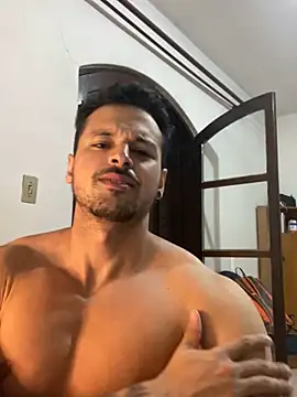 Lucasfit24 online show from March 17, 11:43 pm