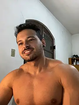 Lucasfit24 online show from March 20, 12:00 pm