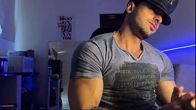 Lucasfit24 online show from June 4, 2:45 pm