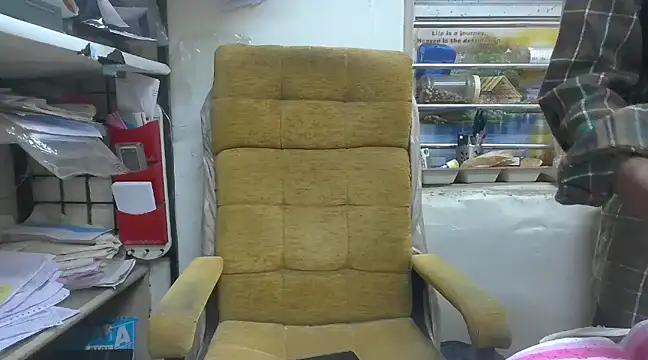 Snapshot of cute_modell chatting on February 6, 10:48 am cute modell online show from February 6, 10:48 am