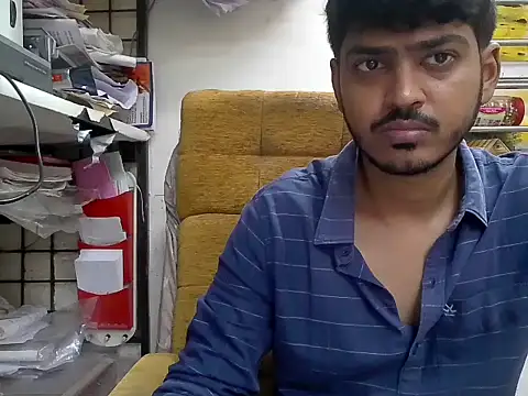 Snapshot of cute_modell chatting on September 17, 8:27 am cute modell online show from September 17, 8:27 am