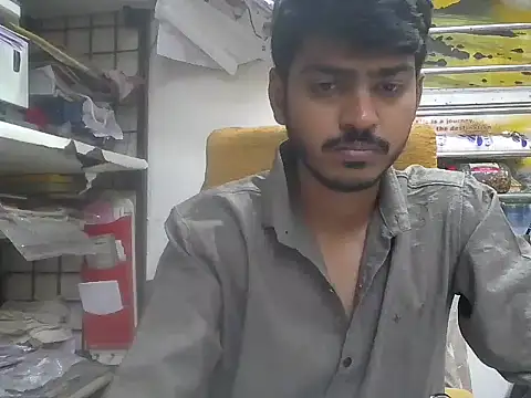 cute modell online show from February 13, 11:50 am