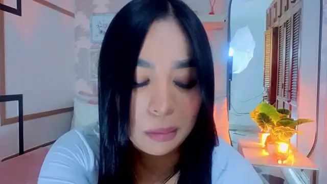CharlotteGraay online show from May 9, 7:41 pm