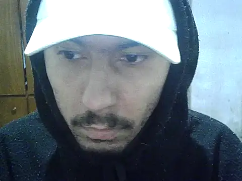 Snapshot of michel1520 chatting on July 17, 12:12 pm michel1520 online show from July 17, 12:12 pm
