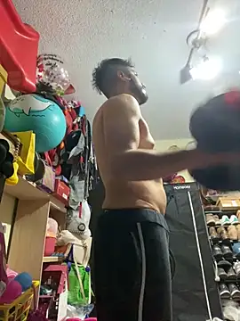 leonardohot1987 online show from March 7, 4:35 am