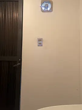 leonardohot1987 online show from December 15, 8:57 pm