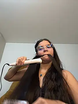 Anddyy   online show from February 15, 6:04 pm