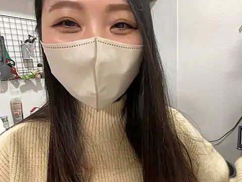 Snapshot of yazawa_oO chatting on February 1, 12:59 pm yazawa oO online show from February 1, 12:59 pm