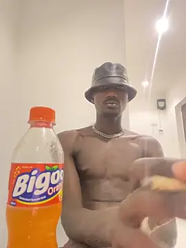 MylesBbc23 online show from March 16, 1:17 am