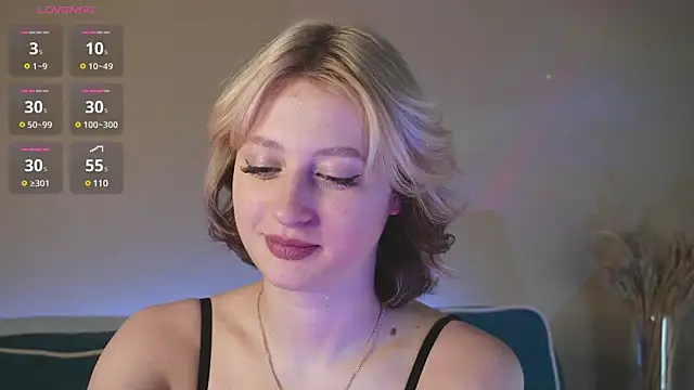 Snapshot of milasmiu chatting on February 4, 6:06 pm milasmiu online show from February 4, 6:06 pm