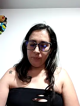 CHARLOTTE 1711 online show from November 10, 3:49 am