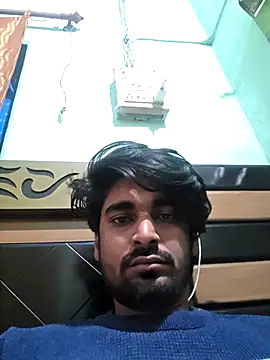 Snapshot of lusty_male69 chatting on February 11, 4:50 am lusty male69 online show from February 11, 4:50 am
