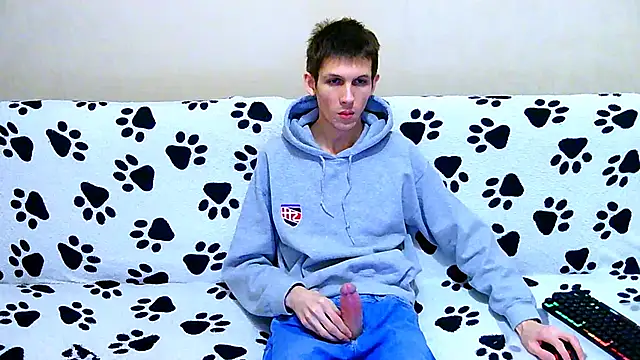 Lester Broo online show from February 21, 8:21 pm