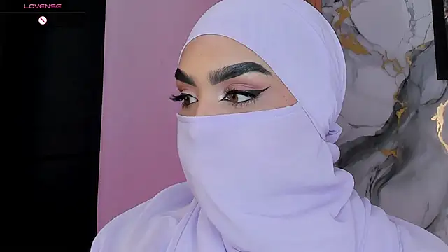 Maissa Alabi online show from May 29, 7:56 pm