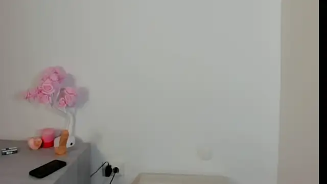 Snapshot of ShadowSweety chatting on June 11, 5:44 pm ShadowSweety online show from June 11, 5:44 pm