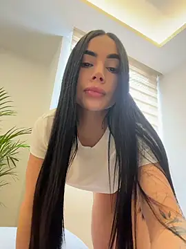 Snapshot of tamy_xoo chatting on April 3, 6:28 pm tamy xoo online show from April 3, 6:28 pm