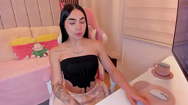 Snapshot of tamy_xoo chatting on May 2, 5:51 pm tamy xoo online show from May 2, 5:51 pm