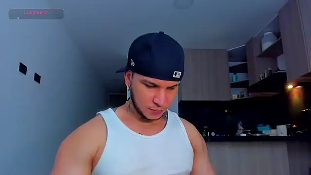 austinoficial online show from May 27, 8:50 pm